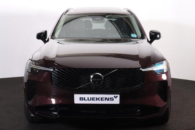 Volvo XC90 T8 Recharge AWD Ultra Dark - Luchtvering - Panorama/schuifdak - IntelliSafe Assist & Surround - 360º Camera - Bowers & Wilkins audio - Adaptieve LED koplampen - Verwarmde voorstoelen, stuur & achterbank - Parkeersensoren voor & achter - Elektr. bedienb. v