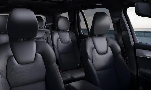 Volvo XC90 T8 Plug-in hybrid AWD Ultra Black Ed. Exec. | Google | Long Range | Bowers & Wilkins Audio | Luchtvering | Head-Up Display | Stuurverwarming | Adaptieve Cruise Control | 360 Camera | Massage | Gelamineerde Zijruiten Rondom | Getint Glas | Keyless | Memory