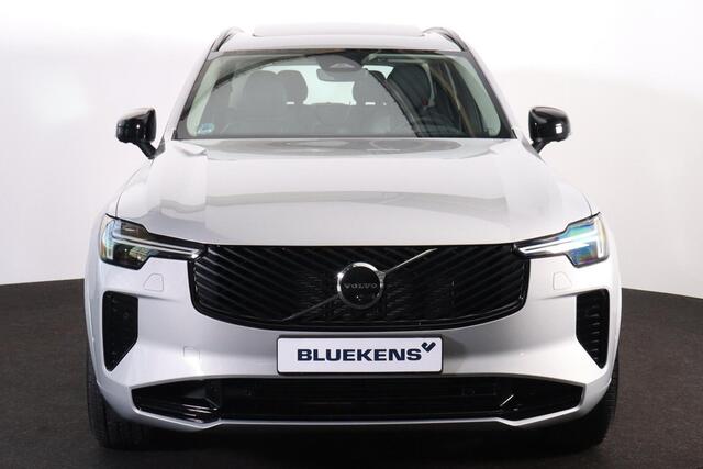 Volvo XC90 T8 Recharge AWD Ultra Dark - Luchtvering - Panorama/schuifdak - IntelliSafe Assist & Surround - 360º Camera - Bowers & Wilkins audio - Adaptieve LED koplampen - Verwarmde voorstoelen, stuur & achterbank - Parkeersensoren voor & achter - Elektr. bedienb. v