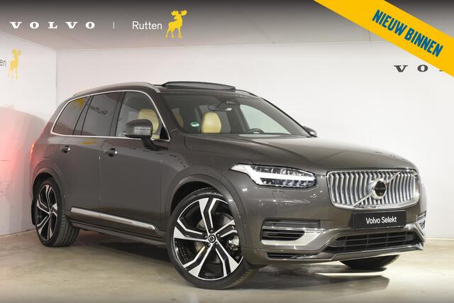 Volvo XC90 T8 455PK Recharge AWD Ultimate Bright / Luchtvering / Bowers & Wilkins / Schuif-kanteldak / 360 Camera / Head Up Display / Nappaleder met ventilatie / Massagefunctie / Gelamineerde zijruiten / 22'' Velgen / Trekhaak / Stoelverwarming / Stuurverwarming