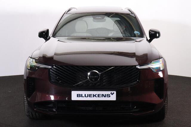 Volvo XC90 T8 Recharge AWD Plus Dark - Luchtvering - Panorama/schuifdak - IntelliSafe Assist & Surround - 360º Camera - Bowers & Wilkins audio - Verwarmde voorstoelen, stuur & achterbank - Parkeersensoren voor & achter - Elektr. bedienb. voorstoelen met geheugen - G