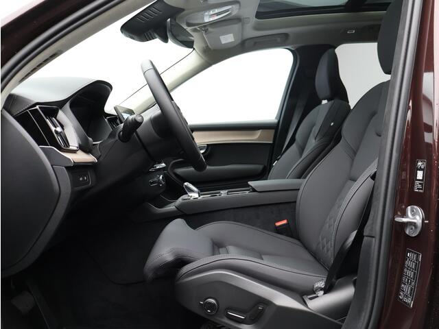 Volvo XC90 T8 455PK Plug-in hybrid AWD Ultra Dark / Facelift / Luchtvering / Head-up Display / 22"/ 360 camera / Pano. dak / Stoel-, stuur- & achterbankverwaming / Elektr. stoelverstelling / BLIS / Matrix Led /