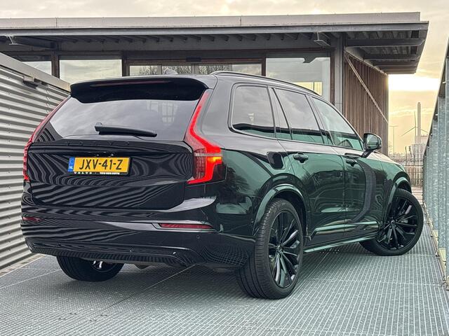 Volvo XC90 2.0 T8 Plug-in hybrid AWD Ultra Dark Black Edition / Luchtvering / Panoramadak / 21" velgen / Privacy Glass / MY26