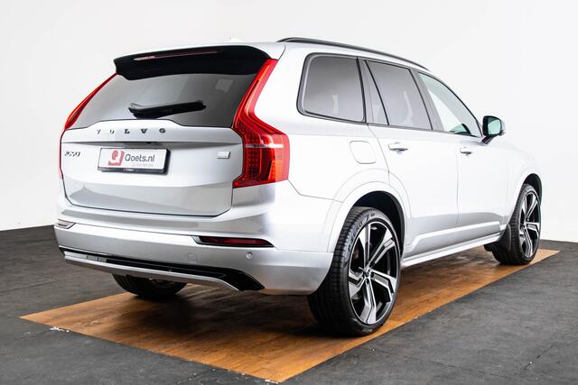 Volvo XC90 2.0 T8 Recharge AWD R-Design Panoramadak - Trekhaak - B&W - Luchtvering - Head up - achterbank verwarmd - Visual Park Assist - Parkeerverwarming met timer - Verwarmbaar stuurwiel -