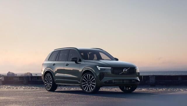 Volvo XC90 2.0 T8 Plug-in hybrid AWD Ultra Dark Executive Executive | Luchtvering | Gelaagd Glas | Bowers & Wilkins | Massage & Ventilatie Stoelen | Panoramadak |