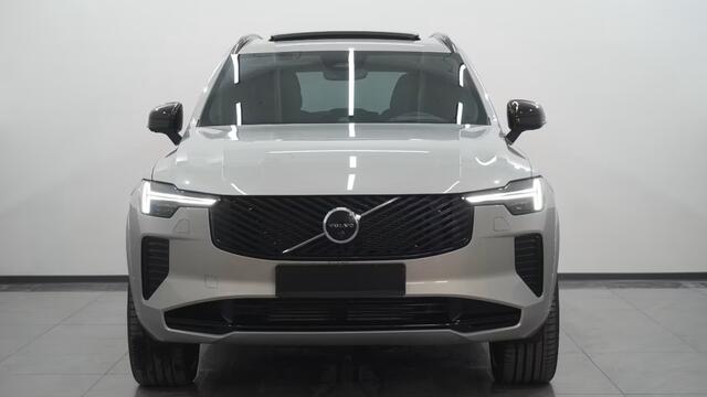 Volvo XC90 2.0 T8 Plug-in hybrid AWD Plus Dark ** PANORAMA, TREKH, B&W SOUND, LUCHTVERING, 22-inch LMV, ** 1e EIG - UNFALLFREI ** ** INFORMEER OOK NAAR ONZE AANTREKKELIJKE FINANCIAL-LEASE TARIEVEN **