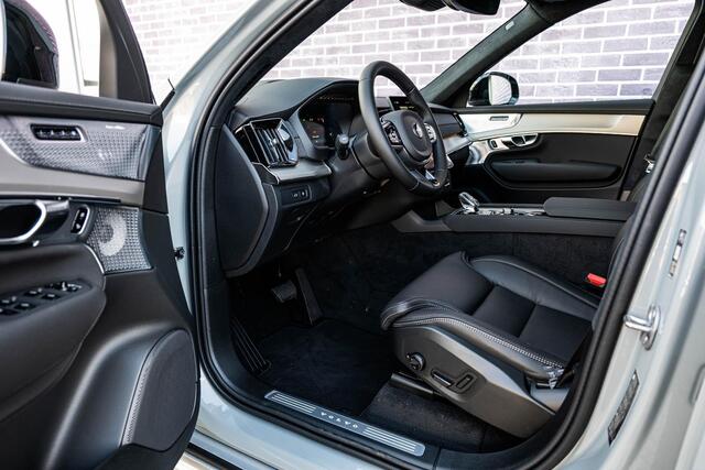 Volvo XC90 2.0 T8 Plug-in hybrid AWD Ultra Black Ed. Exec. Executive | Luchtvering | Gelaagd Glas | Bowers & Wilkins | Massage & Ventilatie Stoelen | Panoramadak |