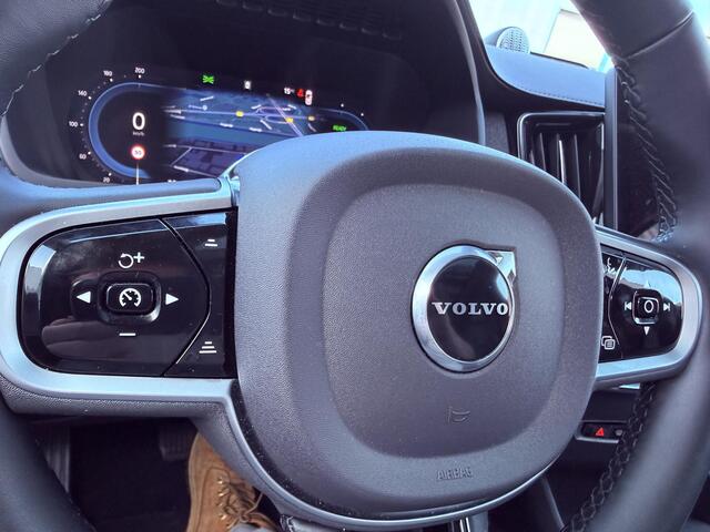 Volvo XC90 2.0 T8 Plug-in hybrid AWD Plus Dark