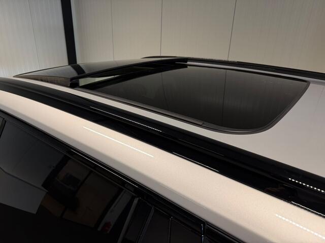 Volvo XC90 2.0 T8 Plug-in hybrid AWD Ultra Dark Facelift Exec. Ed. Panodak Luchtvering Bower&Wilkins Treeplanken 7 Pers