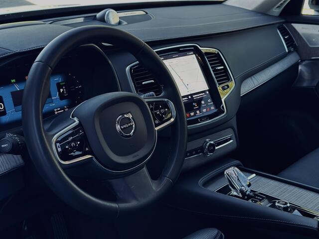 Volvo XC90 2.0 T8 Recharge AWD | Hybrid | Parelmoer White | Luchtvering | Bower & Wilkins | Panodak | Stoelen ventilatie/massage | Trekhaak |
