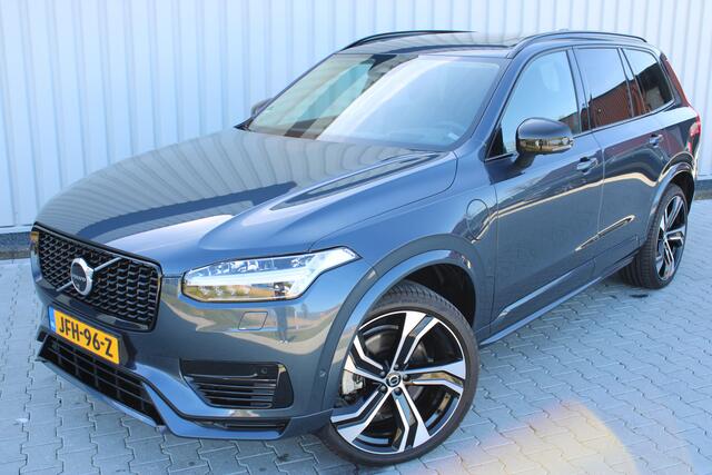 Volvo XC90 2.0 T8 Recharge AWD Ultra Dark | Incl. 12 maanden garantie | 7 persoons | Panorama dak | Massage stoelen | Stoel & Stuur verwarming | Stoelventilatie | Memory seats | Stoelverwarming achter | 360° Camera | Elektrische kofferklep | Bower & Wilkins | Head-