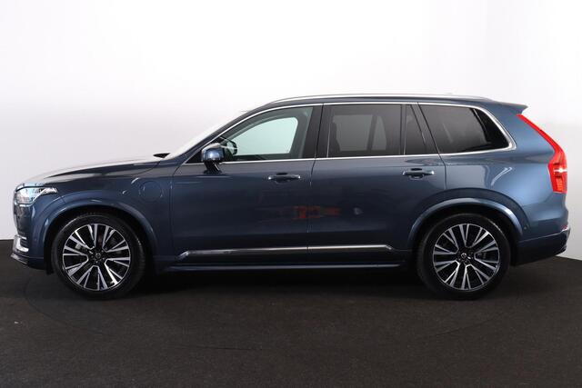 Volvo XC90 T8 Recharge AWD R-Design - Luchtvering - Panorama/schuifdak - IntelliSafe Assist & Surround - 360º Camera - Harman/Kardon audio - Adaptieve LED koplampen - Verwarmde voorstoelen, stuur & achterbank - Parkeersensoren voor & achter - Elektr. bedienb. voorst