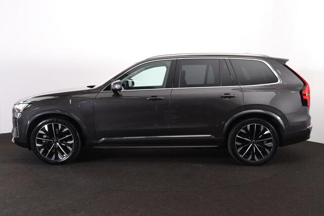 Volvo XC90 T8 Recharge AWD Ultra Bright - Luchtvering - Panorama/schuifdak - IntelliSafe Assist & Surround - 360º Camera - Bowers & Wilkins audio - Adaptieve LED koplampen - Verwarmde voorstoelen, stuur & achterbank - Parkeersensoren voor & achter - Elektr. bedienb.