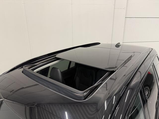 Volvo XC90 T8 Recharge AWD R-Design PANO/LUCHTVERING/TREKHAAK/H&K/MEMORY/ZWART LEER/GOOGLE/CARPLAY/ACC/PILOT-ASSIST/20"/PRIVACY/VOLLEDIG VOLVO DEALER HISTORIE