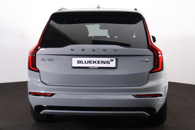 Volvo XC90 T8 Recharge AWD Ultra Dark Exec. Ed. - Luchtvering - Panorama/schuifdak - IntelliSafe Assist & Surround - 360º Camera - Bowers & Wilkins audio - Adaptieve LED koplampen - Verwarmde voorstoelen, stuur & achterbank - Parkeersensoren voor & achter - Elektr. 