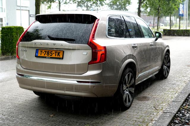 Volvo XC90 2.0 T8 AWD 335kW/455pk Aut8 Recharge Long Range Ultimate Bright 7P LUCHTVERING + BOWERS&WILKINS + PANORAMADAK + STOEL-&STUURVERWARMING + STOELMASSAGE + ADAPT.CRUISE + PILOT ASSIST + BLIS + GOOGLE DASH&SERVICES + 360 CAMERA + PARKSENSOREN V&A + 21" LM-VELG