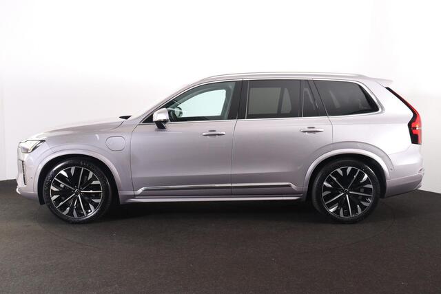 Volvo XC90 T8 Recharge AWD Ultra Bright - Luchtvering - Panorama/schuifdak - IntelliSafe Assist & Surround - 360º Camera - Harman/Kardon audio - Adaptieve LED koplampen - Verwarmde voorstoelen, stuur & achterbank - Parkeersensoren voor & achter - Elektr. bedienb. vo