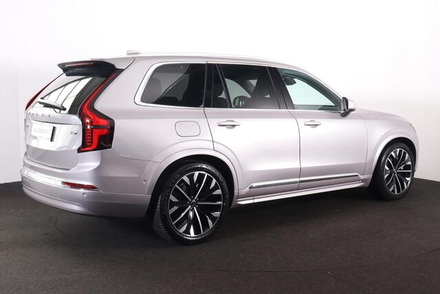 Volvo XC90 T8 Recharge AWD Ultra Bright - Luchtvering - Panorama/schuifdak - IntelliSafe Assist & Surround - 360º Camera - Harman/Kardon audio - Adaptieve LED koplampen - Verwarmde voorstoelen, stuur & achterbank - Parkeersensoren voor & achter - Elektr. bedienb. vo