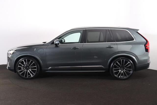 Volvo XC90 T8 Recharge AWD Ultra Dark Exec. Ed. - Luchtvering - Panorama/schuifdak - IntelliSafe Assist & Surround - 360º Camera - Bowers & Wilkins audio - Adaptieve LED koplampen - Verwarmde voorstoelen, stuur & achterbank - Parkeersensoren voor & achter - Elektr.