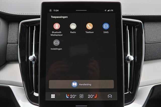 Volvo XC90 T8 Recharge AWD Ultra Black Ed. Exec. - Luchtvering - Panorama/schuifdak - IntelliSafe Assist & Surround - 360º Camera - Bowers & Wilkins audio - Verwarmde voorstoelen, stuur & achterbank - Parkeersensoren voor & achter - Elektr. bedienb. voorstoelen met