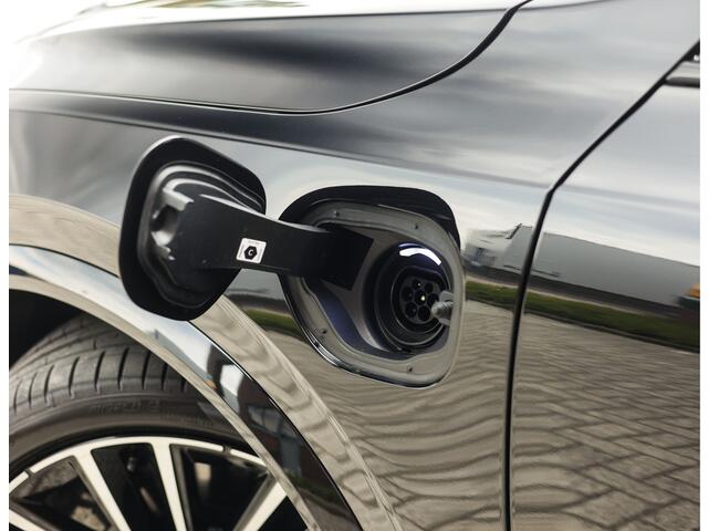 Volvo XC90 T8 AWD Ultra Dark | Heico - Pano - Trekhaak