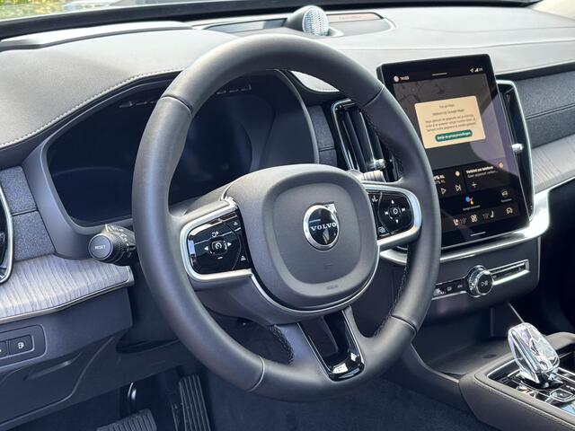 Volvo XC90 2.0 T8 Plug-in hybrid AWD Ultra Dark Panorama dak / Massage / Head-up display / Luchtvering / Elektr. stoelverstelling / Stoel-, stuur-, achterbank verwarming / Bowers & Wilkins