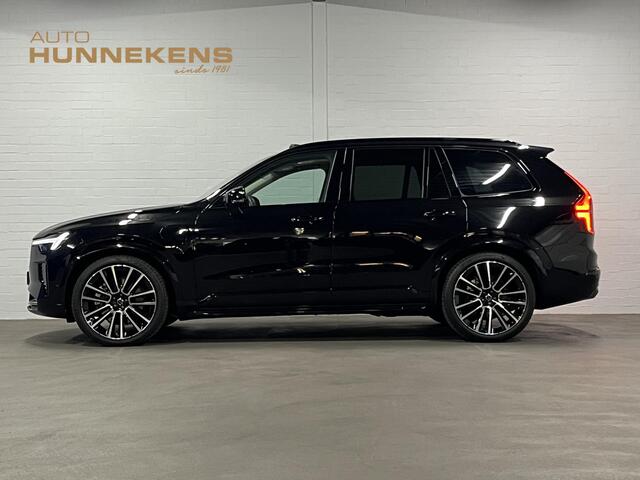 Volvo XC90 2.0 T8 Plug-in hybrid AWD Ultra Black Edition Luchtvering | Trekhaak | Open dak | Bowers & Wilkins | Massage | Stoelventilatie/-verwarming | 360 camera | Head-up | Blis | Google