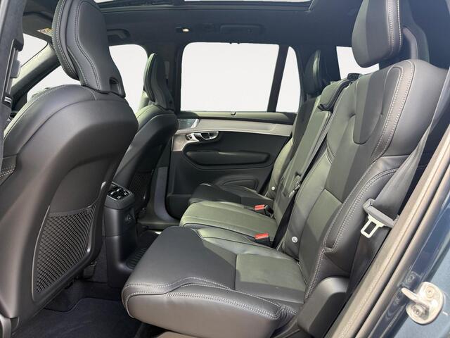 Volvo XC90 2.0 T8 Plug-in hybrid AWD Ultra Black Edition | Luchtvering | Trekhaak | Massage | Stoelventilatie |