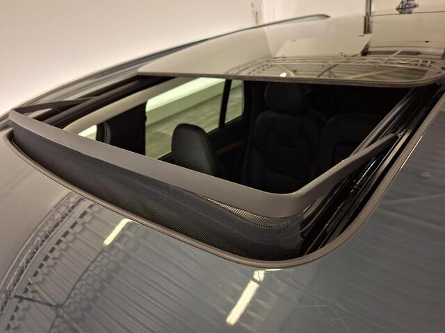 Volvo XC90 2.0 T8 Recharge AWD Inscription | Long Range | SOH: 99% | Trekhaak | 360º Camera | Stoel/stuurverwarming | Harman/Kardon | Memory | Power Seats | Adaptieve Cruise | Standkachel | Extra getint glas | Draadloze lader |