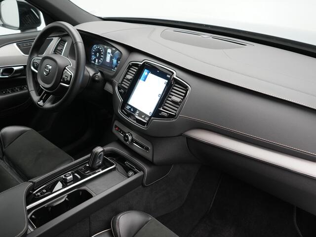 Volvo XC90 T8 Recharge AWD R-Design Long Range PHEV 456pk Dealer O.H | Adaptive Cruise | Camera | Lederen Sportstoelen Memory & Verwarmd | Apple Carplay | Keyless | BLIS | Pilot Assist | Stuurverwarming | Virtual | Navigatie | DAB | 20"L.M | Plug In Hybrid |