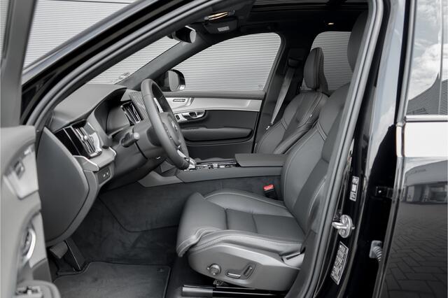 Volvo XC90 2.0 T8 Plug-in AWD Ultra Black 7p Model 2026 B&W Pano Massage Stoelventilatie Trekhaak