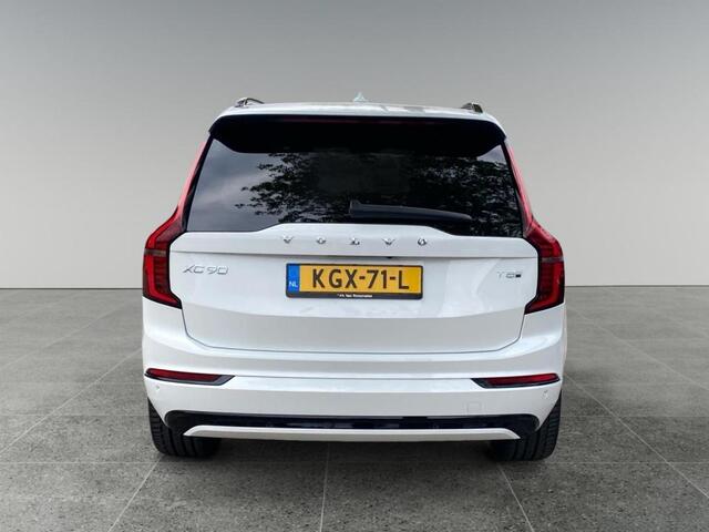 Volvo XC90 Plus Dark Recharge Plug-In Hybrid AWD