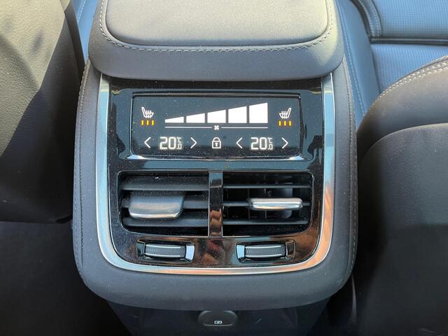 Volvo XC90 2.0 T8 Plug-in hybrid AWD Ultra Dark