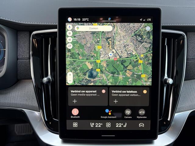 Volvo XC90 2.0 T8 Plug-in hybrid AWD Ultra Dark | SOH:100% | Trekhaak | Actieve Luchtvering | Bowers en Wilkins Audio | Nappa leder met ventilatie | Panoramadak | 22" lichtmetalen velgen | Massage stoelen | Power Seats |