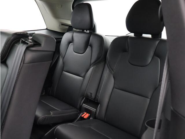 Volvo XC90 2.0 T8 Recharge AWD Inscription / Luchtvering / Stoel massage+ventilatie / Trekhaak / Haed up displ. / Panorama dak / 20'