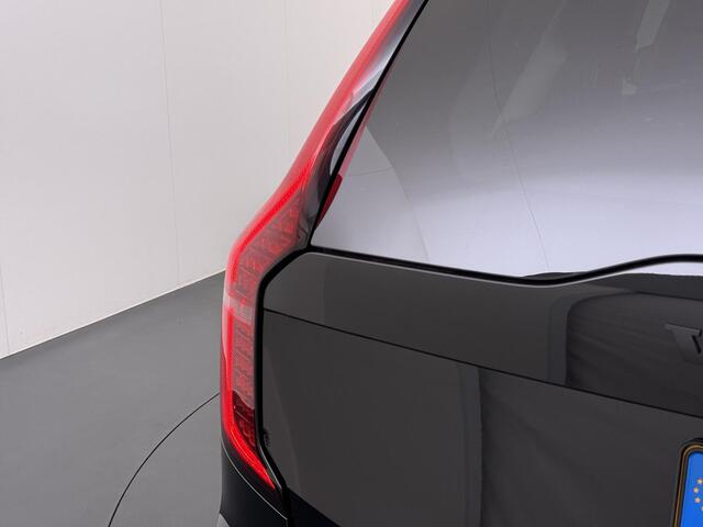 Volvo XC90 2.0 T8 Plug-in hybrid AWD Ultra Dark Black Edition/22inch/Stoelmassage etc.