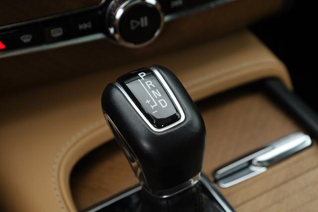 Volvo XC90 2.0 T6 AWD Inscription 7p. | Pano | 360cam | Leder | Trekhaak | Memory | Massage | Stoelventilatie | 4x Stoelverw.