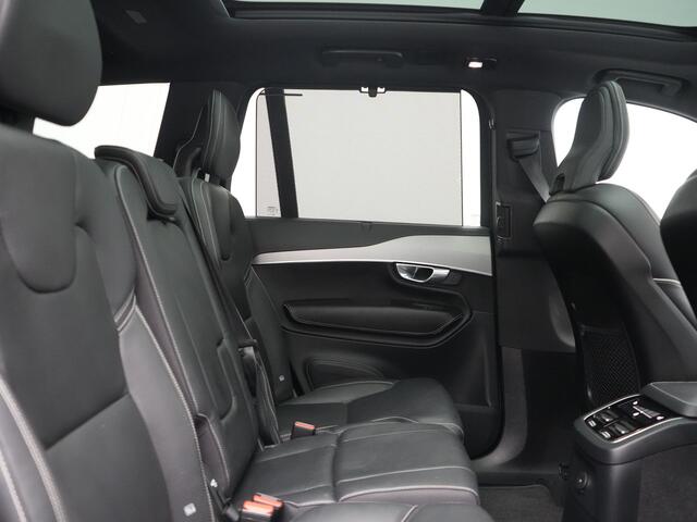Volvo XC90 T8 Recharge AWD Plus Dark Long Range 7 Persoons PHEV 456pk Dealer O.H. | Trekhaak Af Fabriek | Panodak | Luchtvering | Adaptive Cruise | 360 Camera | Lederen Sportstoelen Memory & Verwarmd | Harman / Kardon | Keyless | Blis | Stuur Verwarmd | Apple Carplay | Plug In Hybrid |