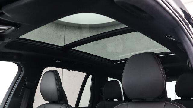 Volvo XC90 2.0 T8 Plug-in hybrid AWD Ultra Black Edition | Massage | Bowers & Wilkins | Luchtvering | Panoramadak | Head-up | Trekhaak