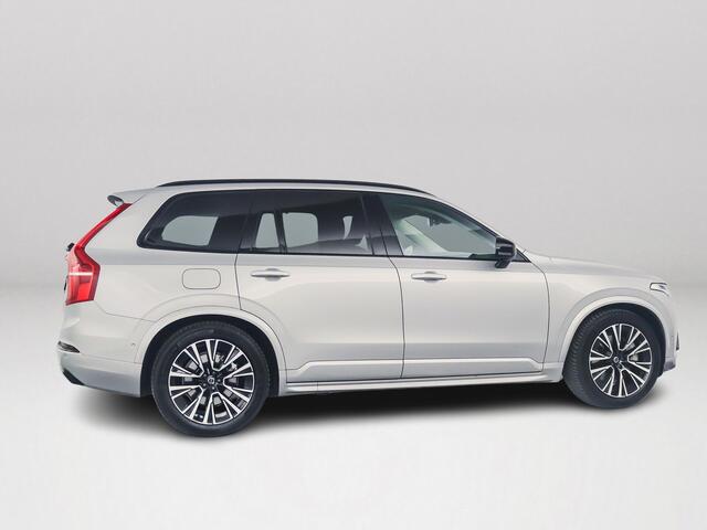 Volvo XC90 T8 Recharge AWD Ultimate Dark | Panoramadak | 360° camera | Luchtvering | Harman Kardon | Head-up display | Stoel- en stuurverwarming | Trekhaak