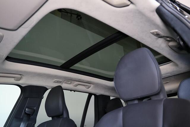Volvo XC90 T8 Recharge AWD Ultimate Dark - Luchtvering - Panorama/schuifdak - IntelliSafe Assist & Surround - 360º Camera - Verwarmde voorstoelen, stuur & achterbank - Parkeersensoren voor & achter - Elektr. bedienb. voorstoelen met geheugen - Head up display - Draadloze tel. lader - Extra getint glas - Elektr. inklapbare trekhaak - 20' LMV