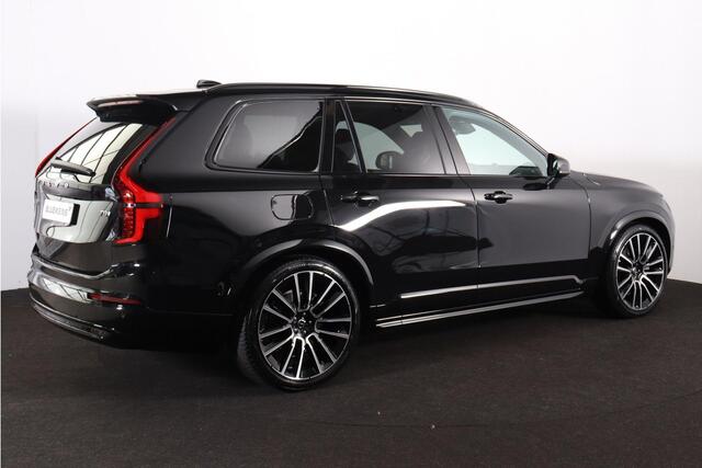 Volvo XC90 T8 Recharge AWD Ultra Dark Exec. Ed. - Luchtvering - Panorama/schuifdak - IntelliSafe Assist & Surround - 360º Camera - Bowers & Wilkins audio - Adaptieve LED koplampen - Verwarmde voorstoelen, stuur & achterbank - Parkeersensoren voor & achter - Elektr. bedienb. voorstoelen met geheugen - Head up display - Draadloze tel. lader - Extra getint glas - 22' LMV