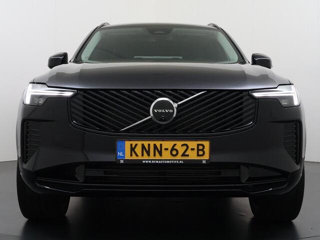 Volvo XC90 2.0 T8 Plug-in hybrid AWD Ultra Dark BOWERS & WILKINS| LUCHTVERING| STOELVENTILATIE| ELEKTRISCHE TREKHAAK| 7 PERSOONS| MASSAGESTOELEN NAPPALEDER| HEAD-UP DISPLAY| PANORAMADAK| FULL OPTIONS|