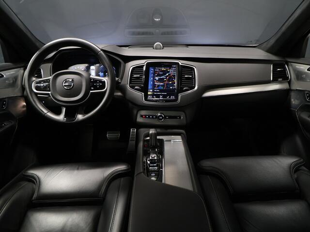 Volvo XC90 2.0 T8 Recharge AWD R-Design [SCHUIFKANTELDAK, TREKHAAK, APPLE CARPLAY, ANDROID, BOWERS & WILKINS, STOELVERWARMING, MEMORY, CRUISECONTROL, 360 CAMERA, PDC V+A, MASSAGE STOELEN, STUURVERWARMING, 7 PERSOONS, NIEUWSTAAT]