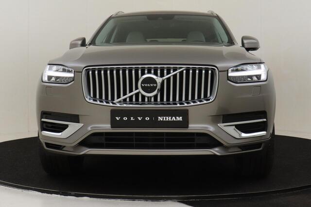 Volvo XC90 T8 RECHARGE AWD INSCRIPTION EXCLUSIVE *HEICO!* -PANO.DAK|HARMAN/KARDON|GEVENT.LEDER|360°CAM|HEAD-UP DISP.|ADAP.LED|BLIS|PRIVACY.GLAS|RUNNINGBOARDS|22"|SoH:86%