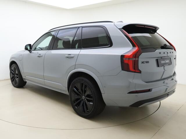 Volvo XC90 T8 Plug-in hybrid AWD Ultra Black Edition / Luchtvering / B&W audio / Geventileerd leder / Trekhaak / 21inch / Google navigatie / Schuif-kanteldak.