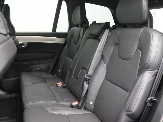 Volvo XC90 2.0 T8 Plug-in hybrid AWD Plus Black Edition 455PK Panoramadak, Trekhaak, Luchtvering, 21" LM Velgen, Harman Kardon Audio, 360gr. Camera, Head-Up Display