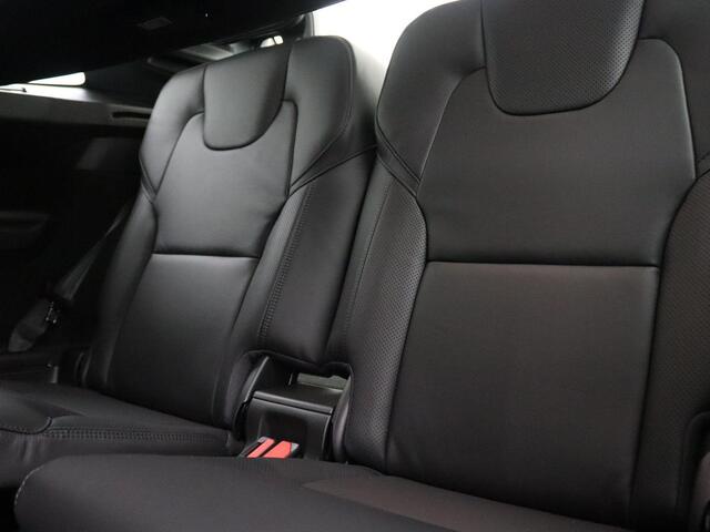 Volvo XC90 2.0 T8 Plug-in hybrid AWD Plus Black Edition 455PK Panoramadak, Trekhaak, Luchtvering, 21" LM Velgen, Harman Kardon Audio, 360gr. Camera, Head-Up Display