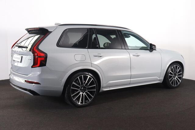 Volvo XC90 T8 Recharge AWD Ultra Executive Dark - Luchtvering - Panorama/schuifdak - IntelliSafe Assist & Surround - 360º Camera - Bowers & Wilkins audio - Verwarmde voorstoelen, stuur & achterbank - Parkeersensoren voor & achter - Elektr. bedienb. voorstoelen met geheugen - Geventileerde voorstoelen - Head up display - Draadloze tel. lader - Extra getint glas - 22' LMV