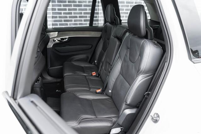 Volvo XC90 2.0 T8 Plug-in Hybrid AWD Ultra Dark | SOH:100% | Trekhaak | Luchtvering | Bowers & Wilkins | Panoramadak | Head-up Display | 360° Camera | Nappaleder | Stoelventilatie | Stoelmassage | Stoelverwarming V+A | Keyless Entry/Start | Adaptive Cruise | BLIS | Google Navigatie | Apple Carplay | Android Auto